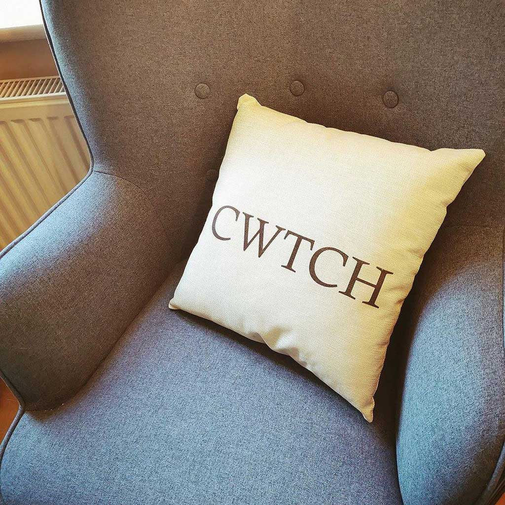 Cwtch Linen Cushion