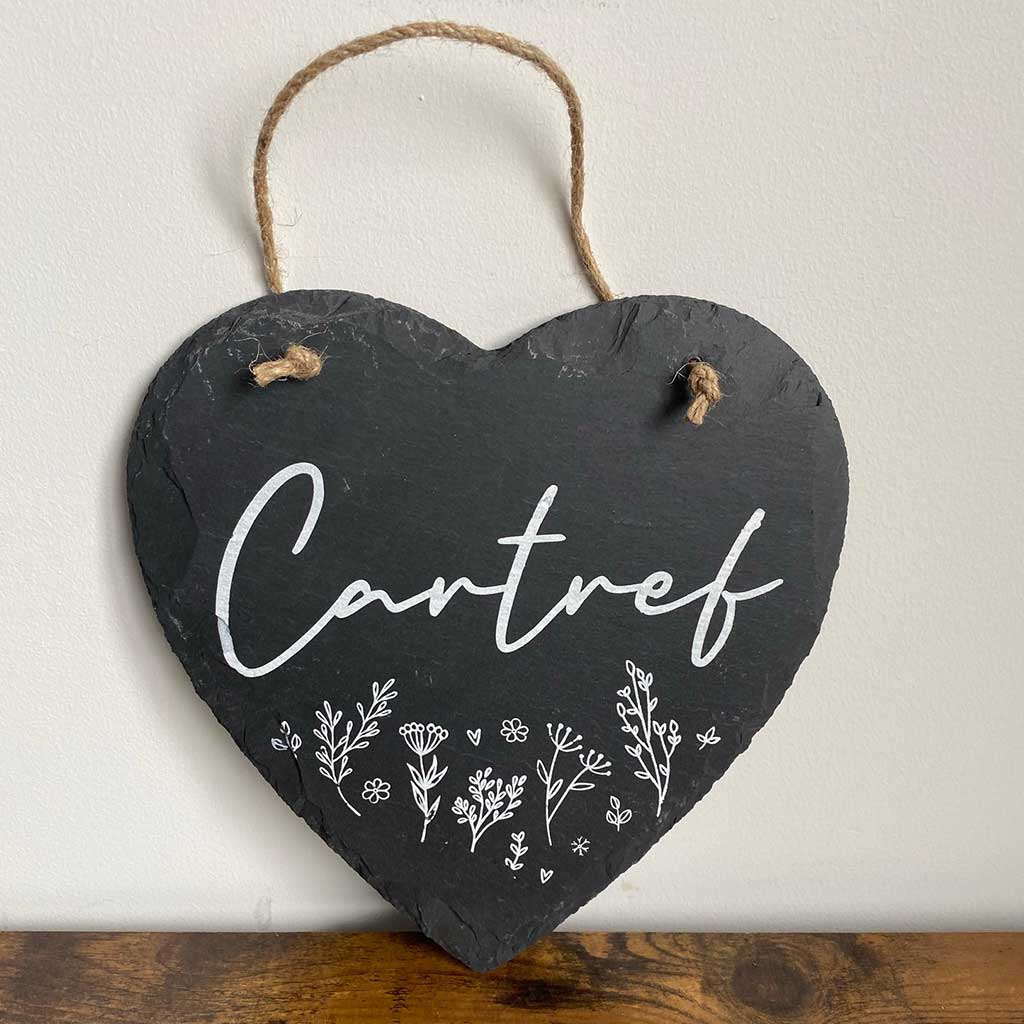 Cartref heart slate hanger
