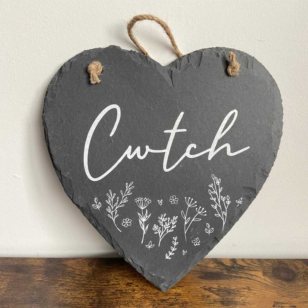 Cwtch heart slate hanger