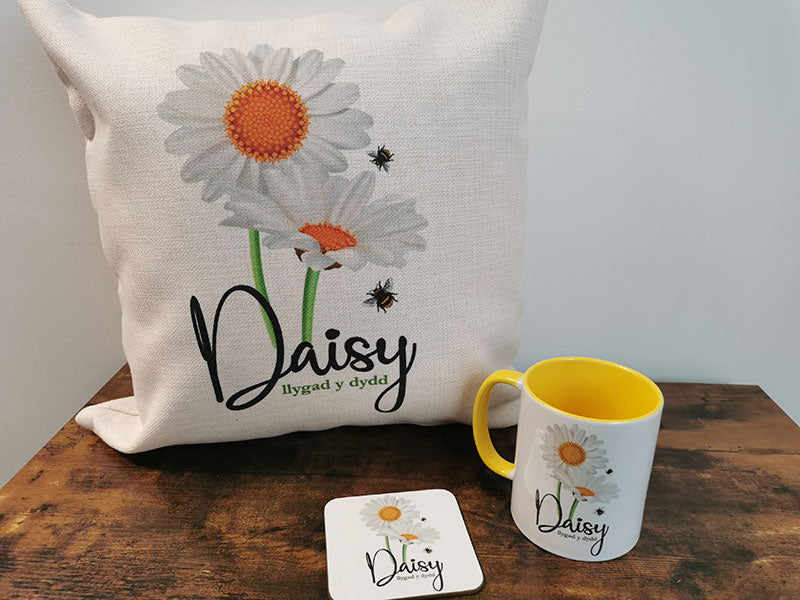 Daisy Gin Bundle - Cushion, Mug, Coaster and Gin Glass
