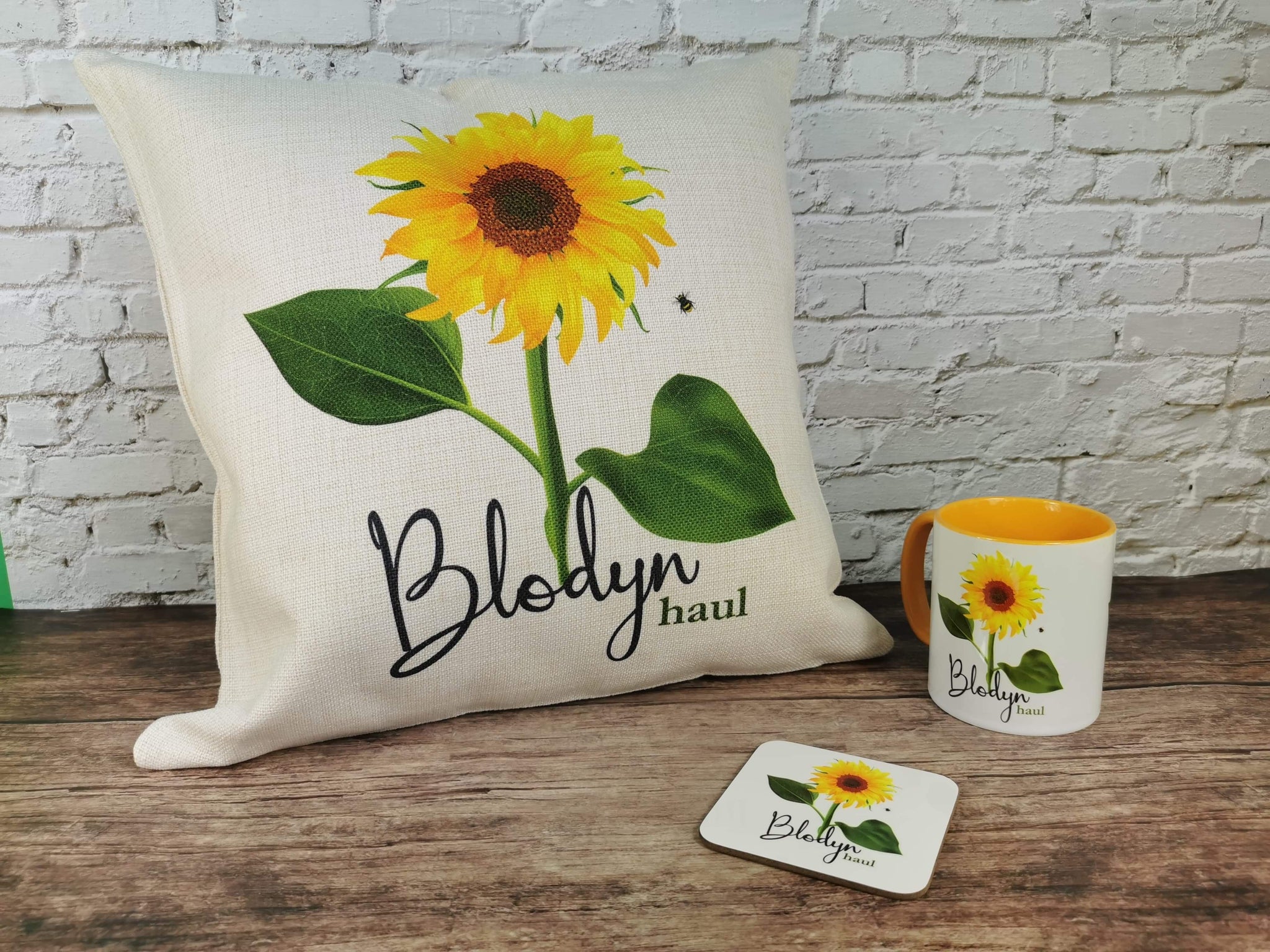 Blodyn Haul - Sunflower Cushion