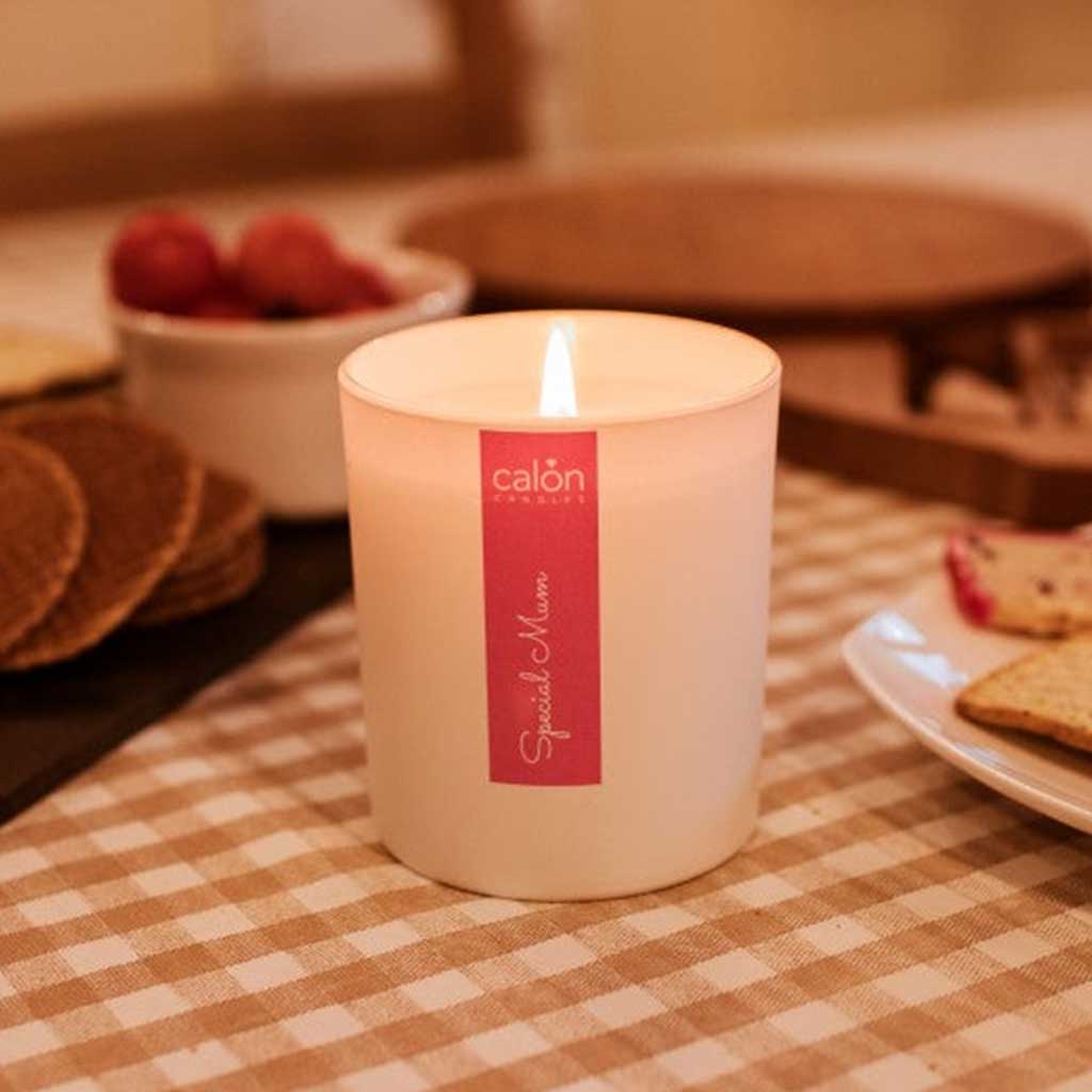Special Mum / Mam Arbenning  Bilingual English/Welsh Occasion Candle